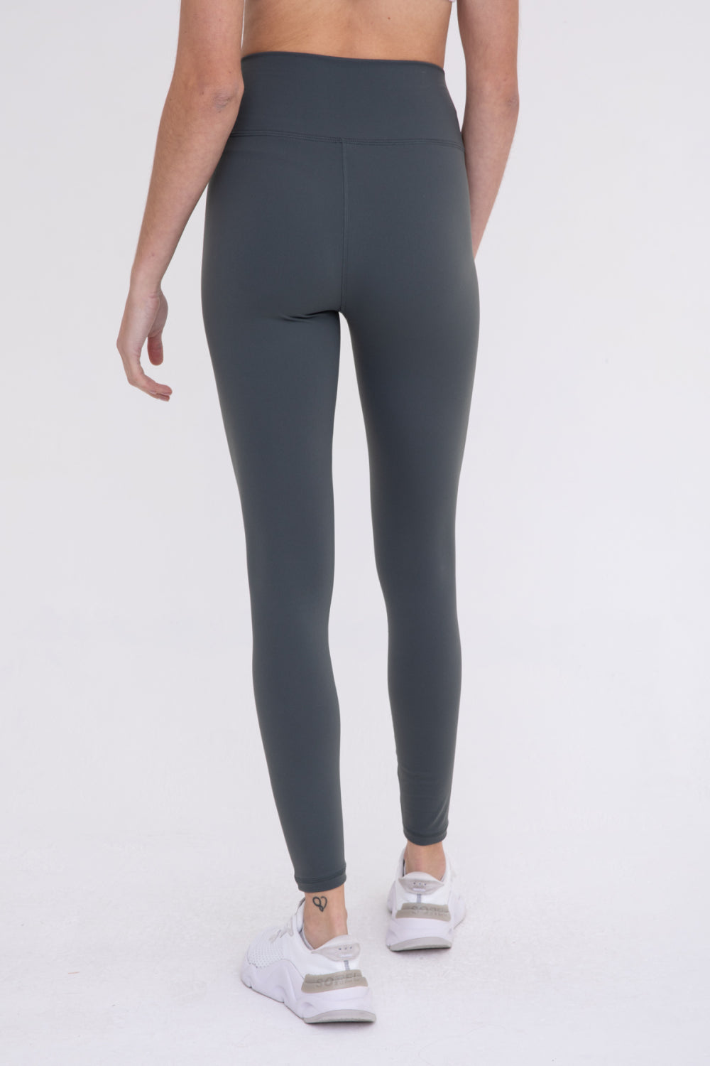 Mono B Nylon Blend Essential Solid Leggings