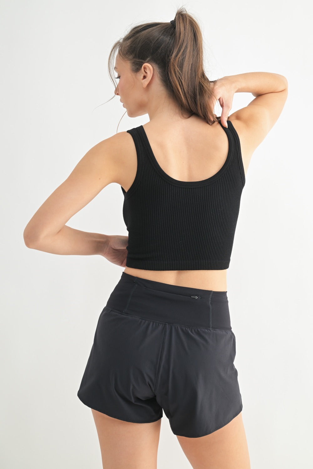 Mono B Ribbed Seamless Cropped Tank Top
