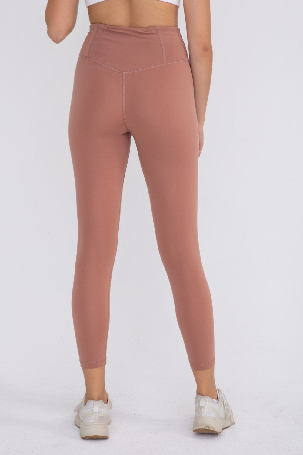 Mono B Essential Highwaist Leggings with Back Pocket