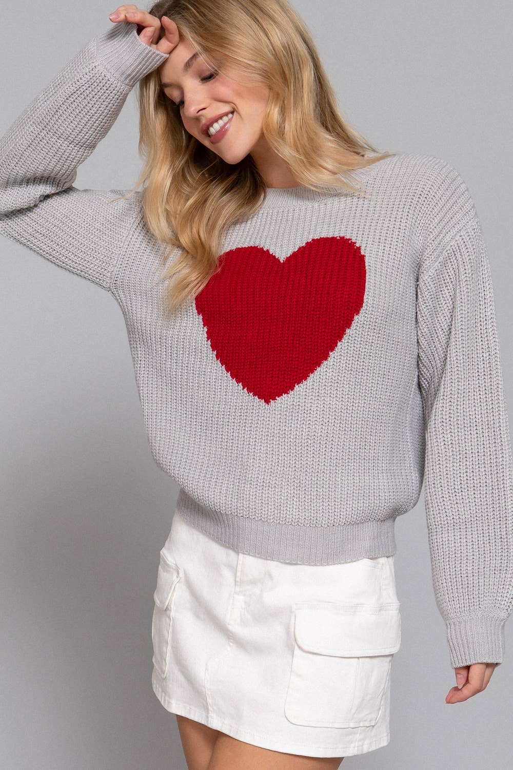 Round Neck Heart Jacquard Sweater
