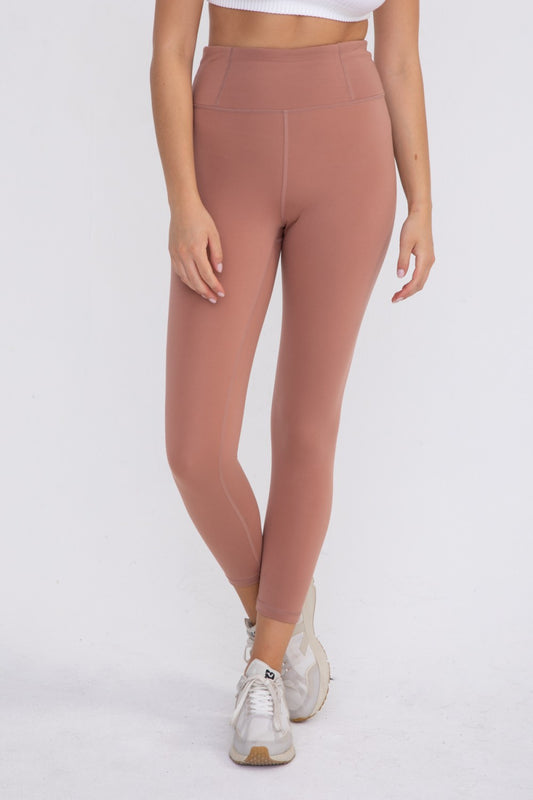 Mono B Essential Highwaist Leggings with Back Pocket