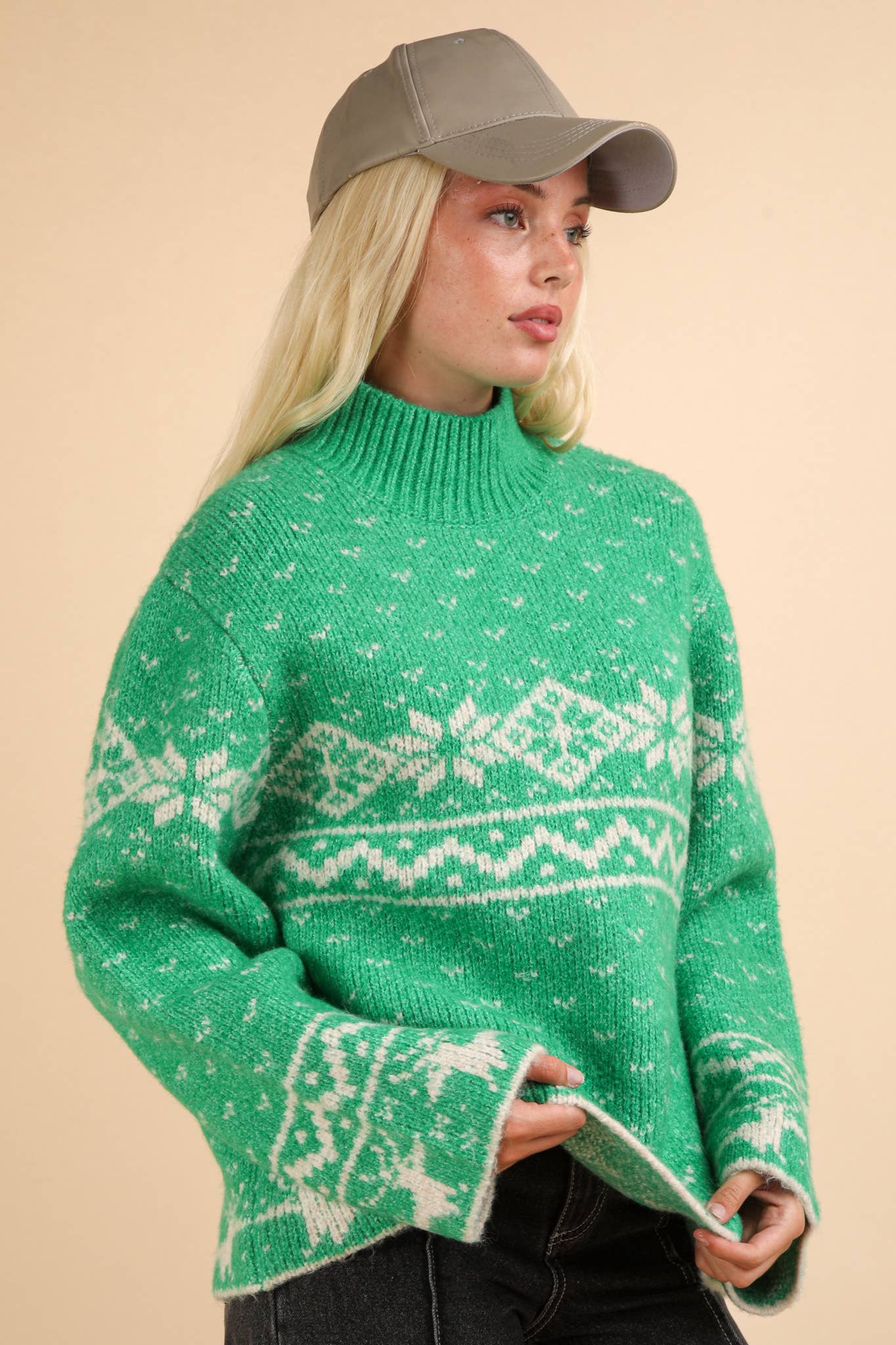 Nordic Christmas Holiday Sweater (Curvy Size)